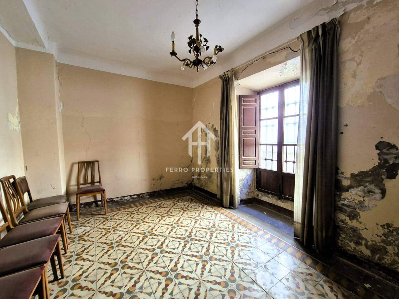 9 bedroom Townhouse for sale in Loja - € 90,000 (Ref: 9242516)