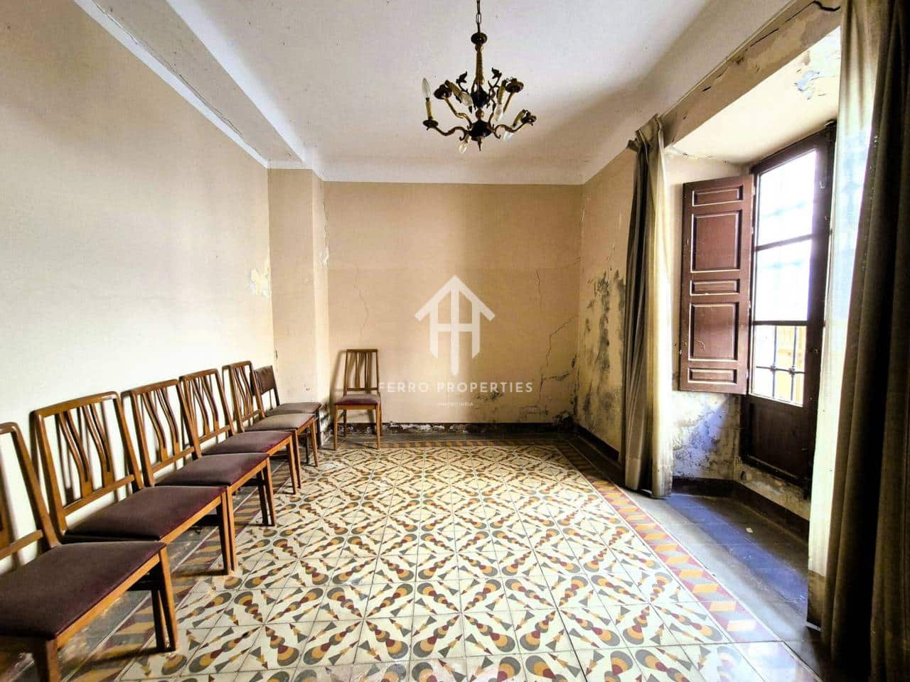 9 bedroom Townhouse for sale in Loja - € 90,000 (Ref: 9242516)