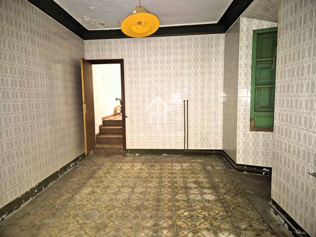 9 bedroom Townhouse for sale in Loja - € 90,000 (Ref: 9242516)