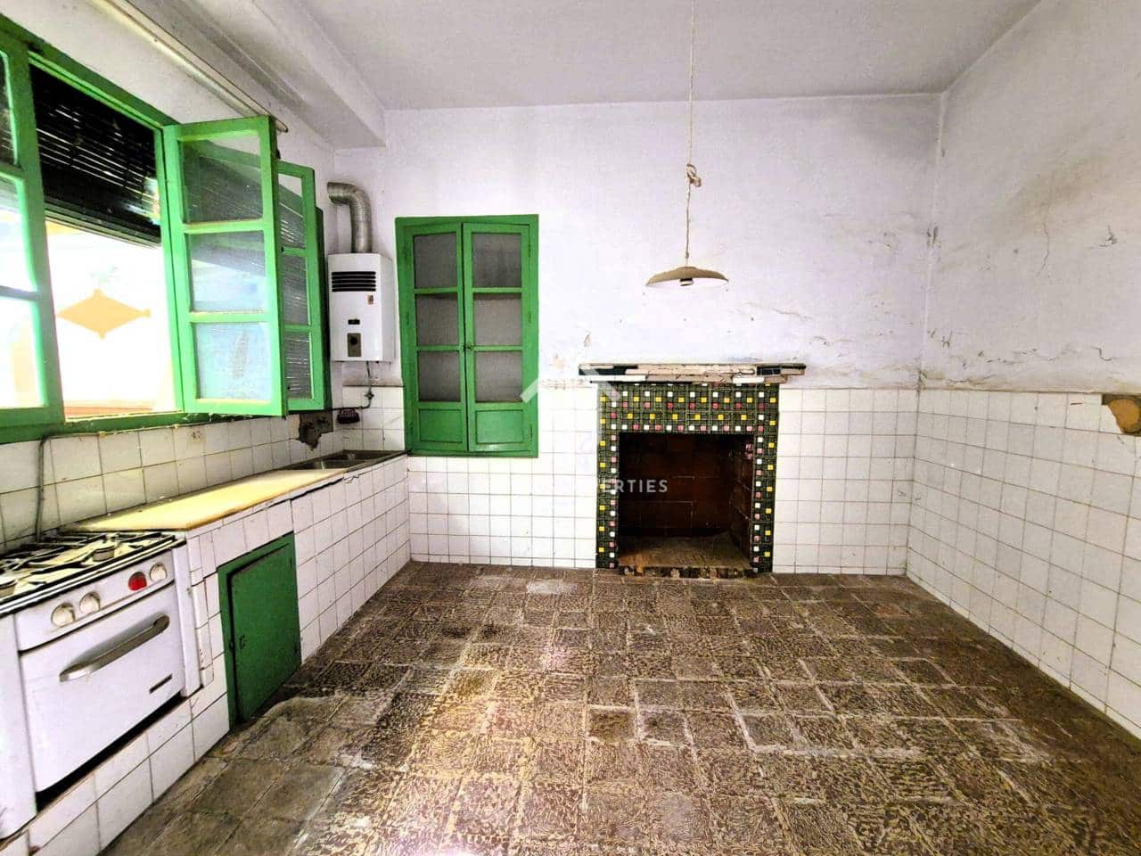 9 bedroom Townhouse for sale in Loja - € 90,000 (Ref: 9242516)