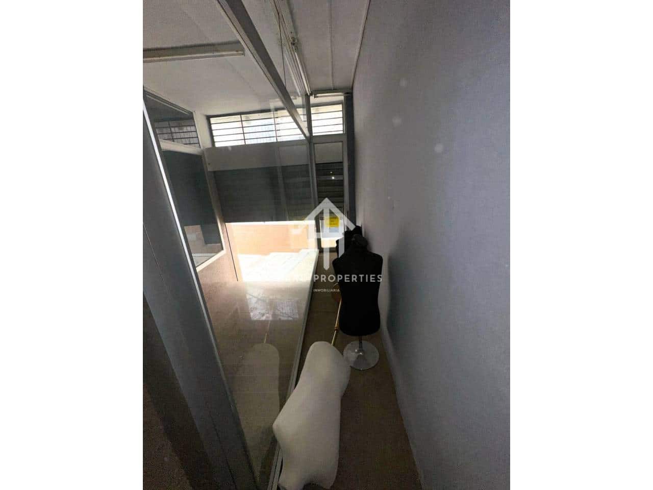 2 soverom Kommersiell til salgs i Loja - € 49 900 (Ref: 9246210)