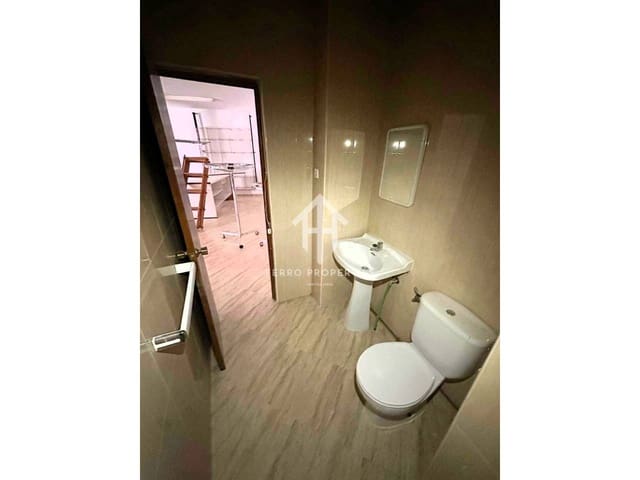 2 soverom Kommersiell til salgs i Loja - € 49 900 (Ref: 9246210)