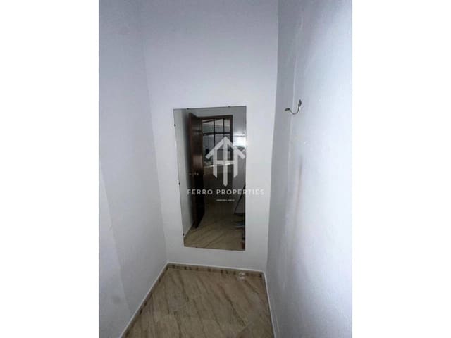 2 soverom Kommersiell til salgs i Loja - € 49 900 (Ref: 9246210)