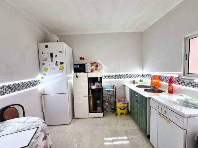 4 slaapkamer Huis te koop in Loja - € 90.000 (Ref: 9251663)