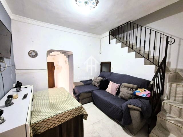 4 slaapkamer Huis te koop in Loja - € 90.000 (Ref: 9251663)