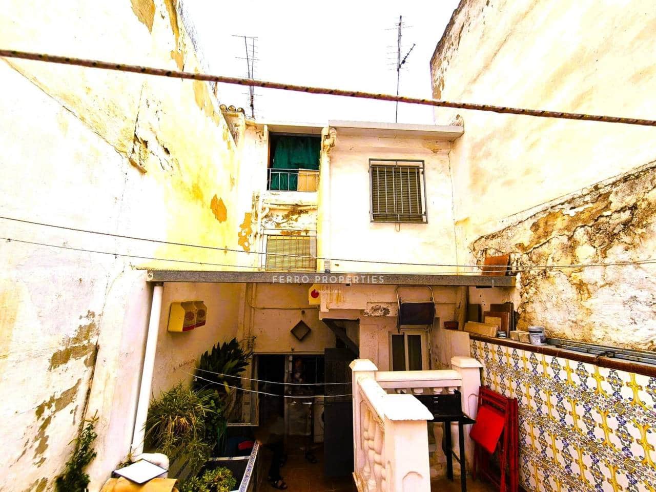 4 bedroom Townhouse for sale in Loja - € 90,000 (Ref: 9251663)