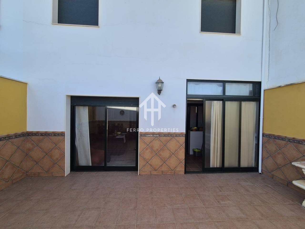 3 soverom Hus til salgs i Priego de Cordoba med garasje - € 180 000 (Ref: 9284904)