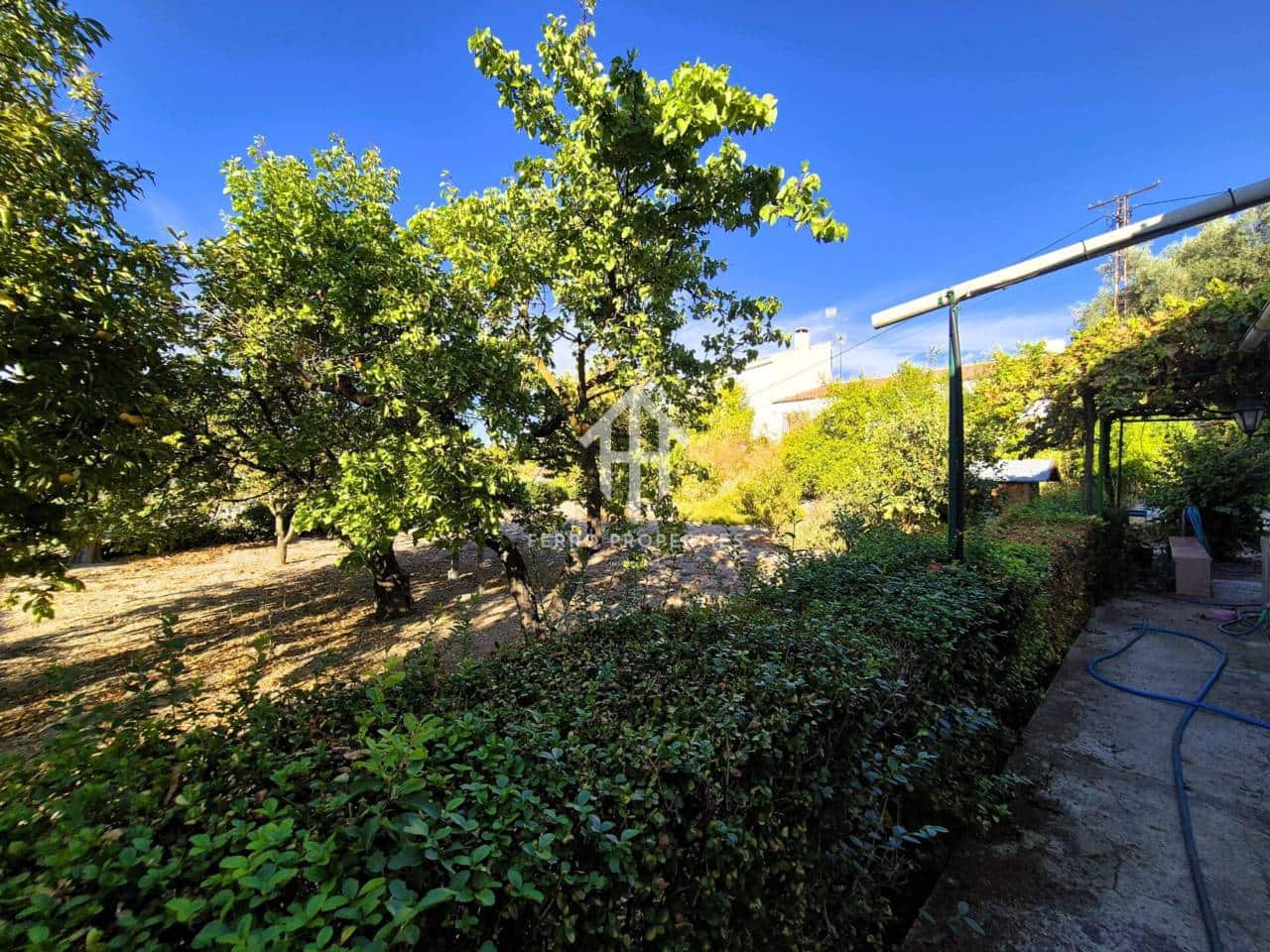 3 soverom Finca/Herregård til salgs i Loja med svømmebasseng - € 280 000 (Ref: 9294175)