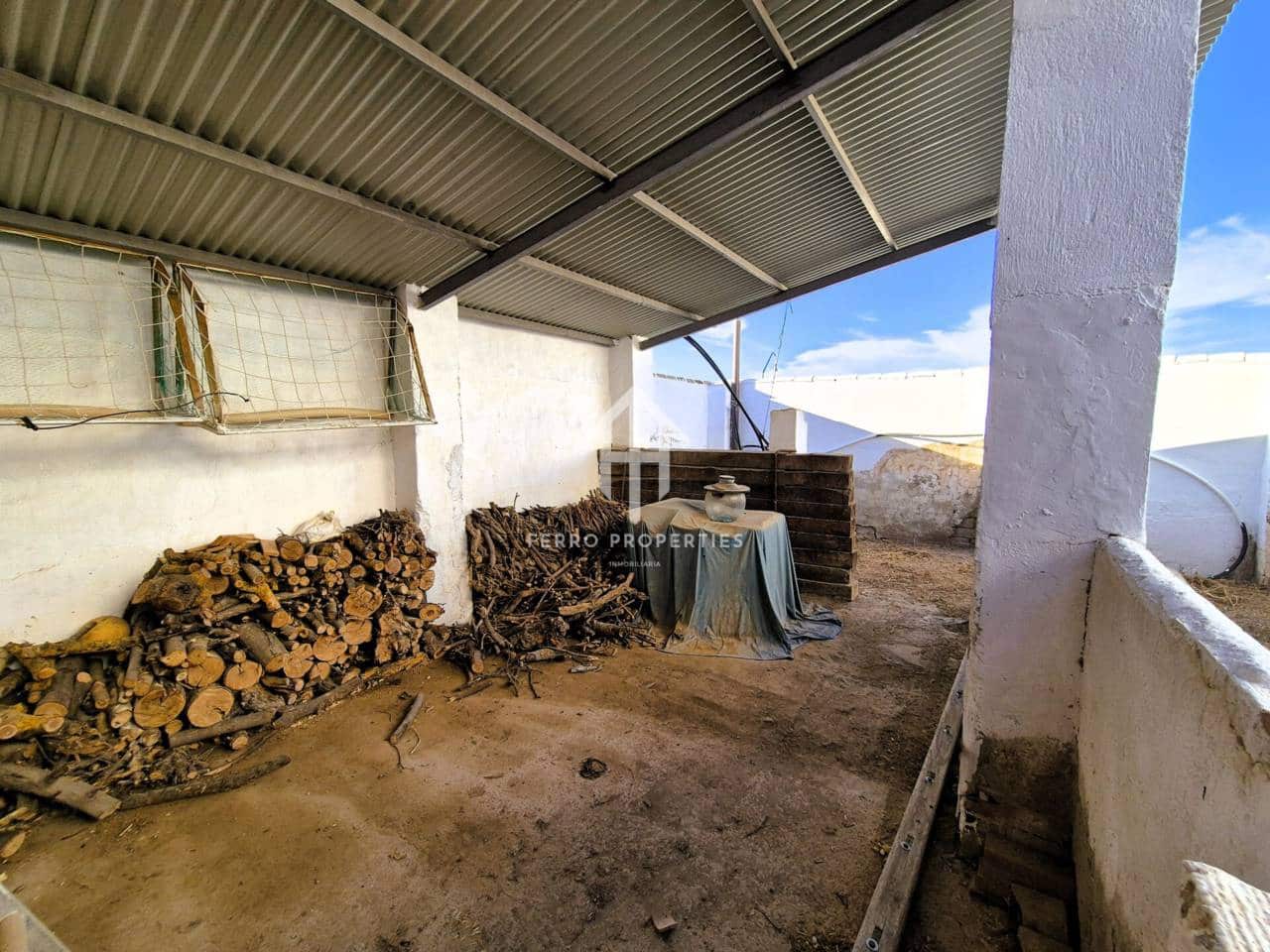 3 soverom Finca/Herregård til salgs i Loja med svømmebasseng - € 280 000 (Ref: 9294175)