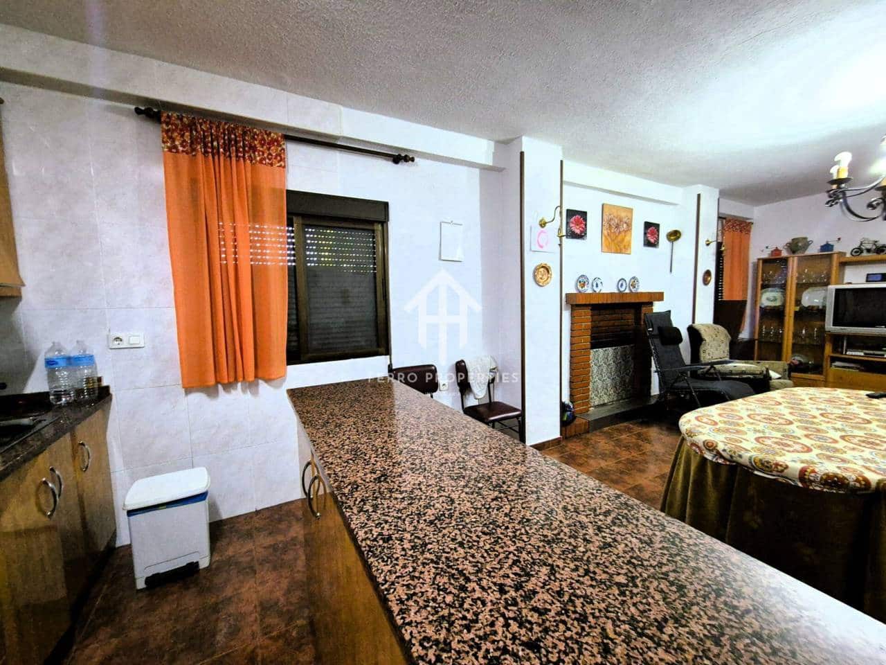 3 soverom Finca/Herregård til salgs i Loja med svømmebasseng - € 280 000 (Ref: 9294175)