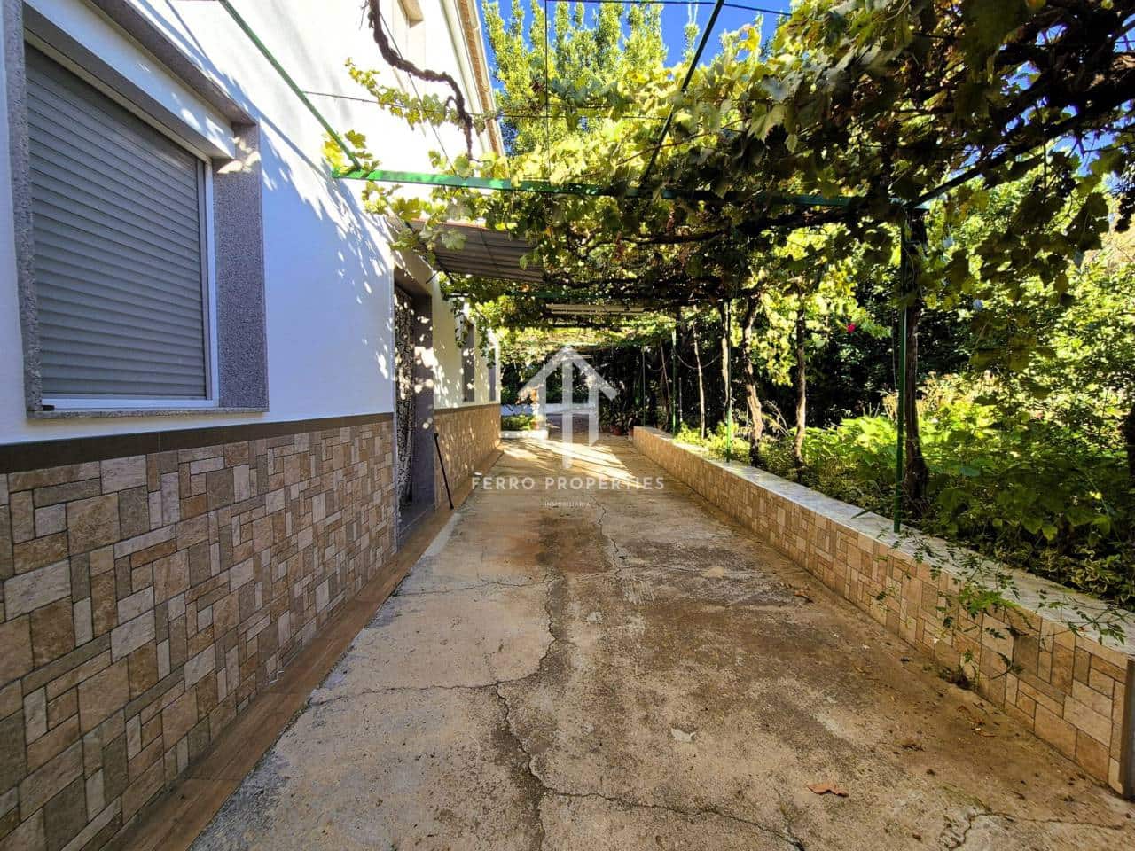 3 soverom Finca/Herregård til salgs i Loja med svømmebasseng - € 280 000 (Ref: 9294175)