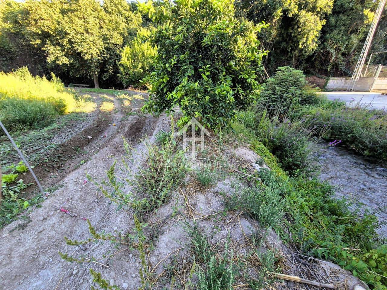 3 soverom Finca/Herregård til salgs i Loja med svømmebasseng - € 280 000 (Ref: 9294175)