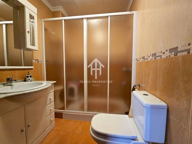 7 slaapkamer Flat te koop in Loja - € 53.000 (Ref: 9302942)