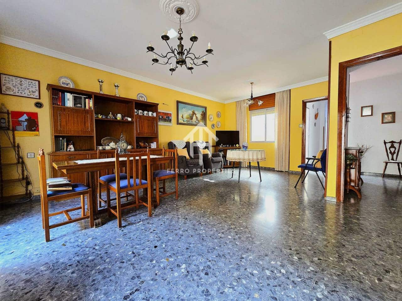 7 makuuhuone Asunto myytävänä paikassa Loja - 53 000 € (Ref: 9302942)