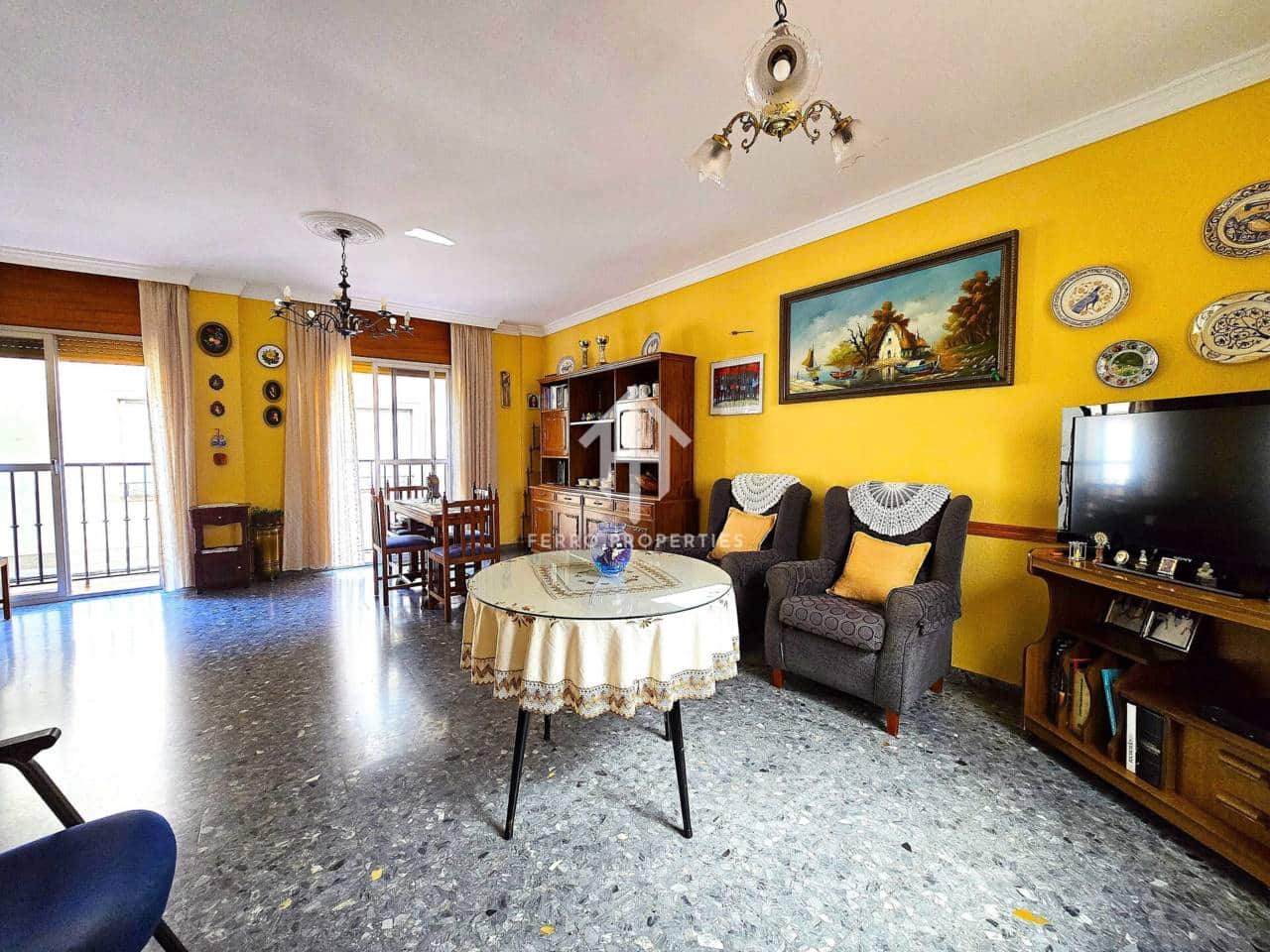 7 makuuhuone Asunto myytävänä paikassa Loja - 53 000 € (Ref: 9302942)