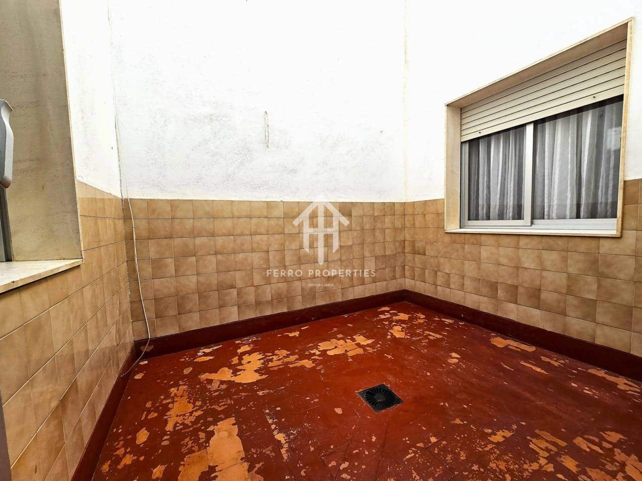 7 makuuhuone Asunto myytävänä paikassa Loja - 53 000 € (Ref: 9302942)