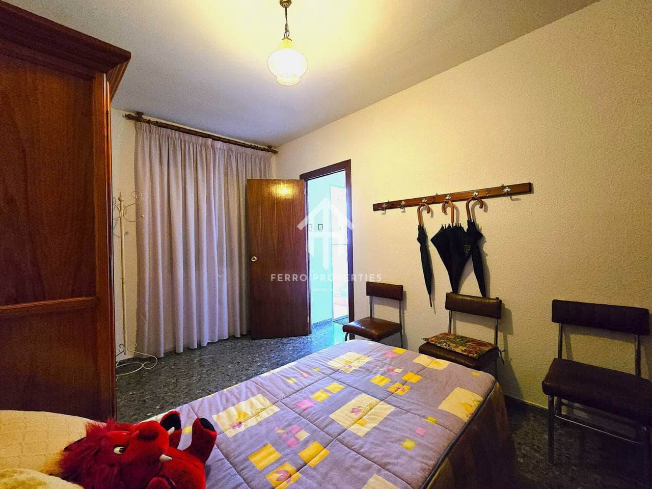 7 makuuhuone Asunto myytävänä paikassa Loja - 53 000 € (Ref: 9302942)