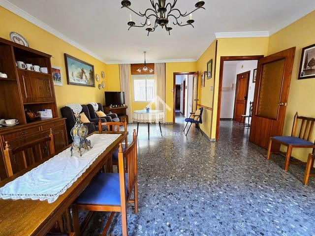 7 slaapkamer Flat te koop in Loja - € 53.000 (Ref: 9302942)