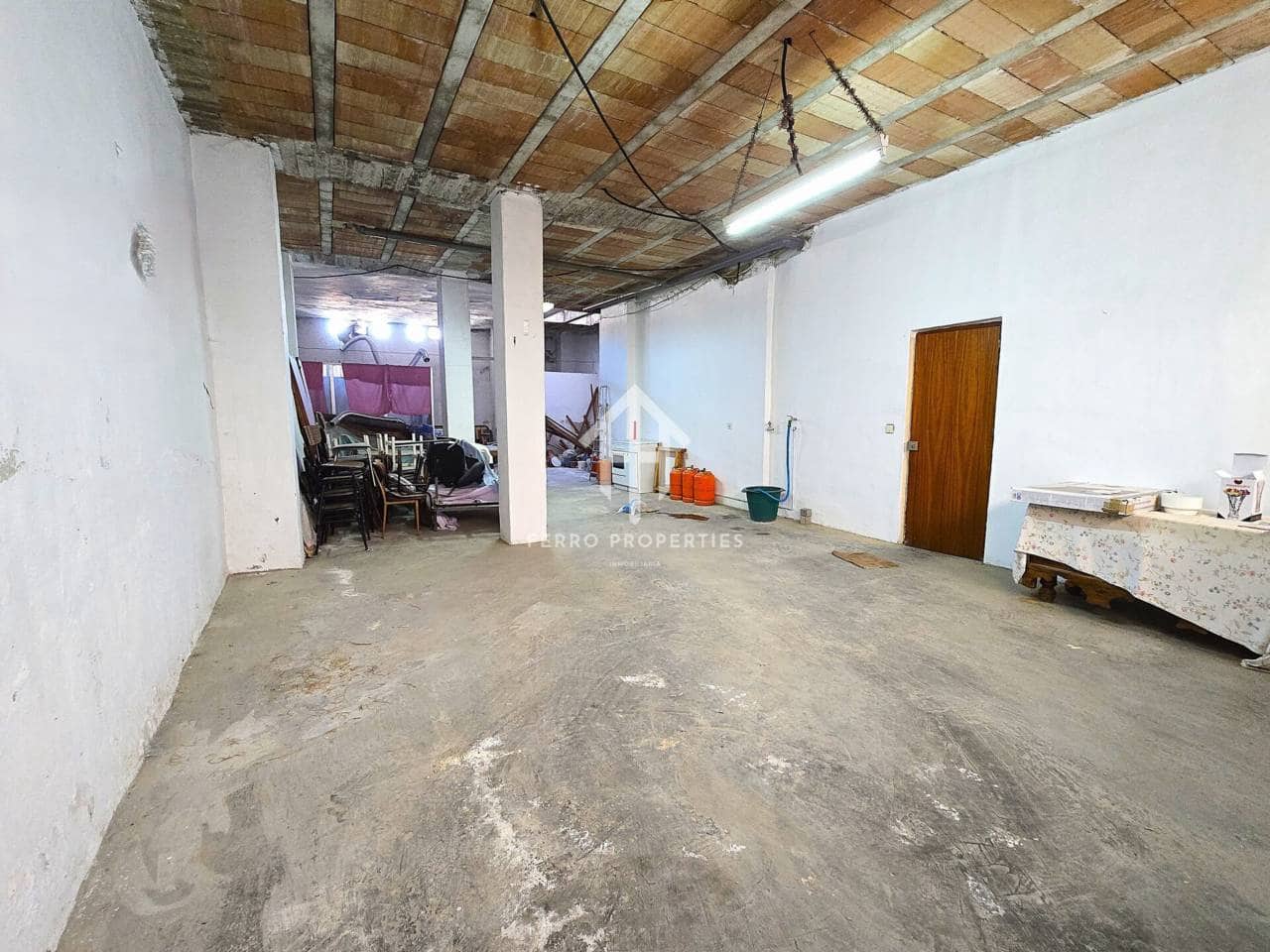 7 makuuhuone Asunto myytävänä paikassa Loja - 53 000 € (Ref: 9302942)