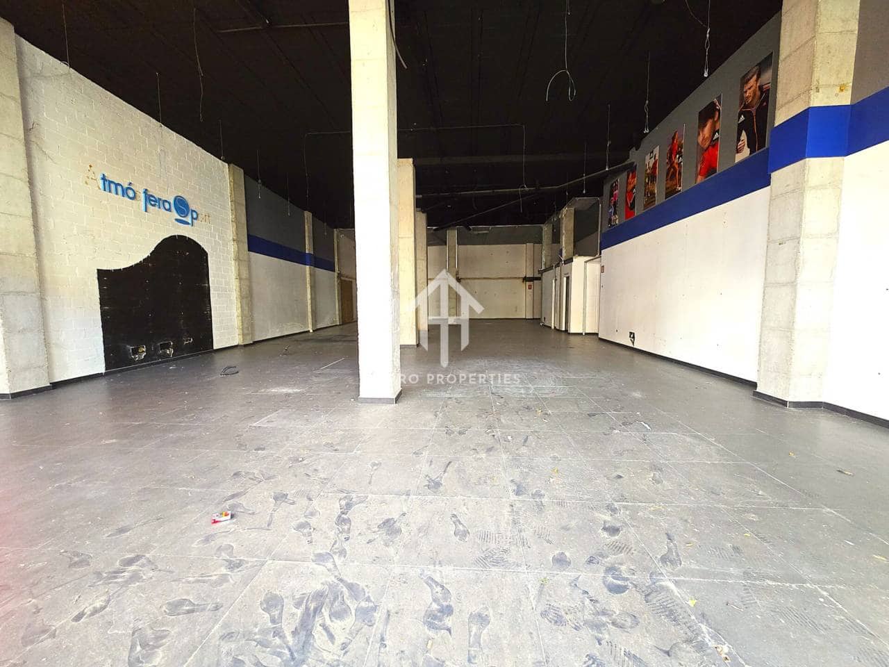 Commercial for rent in Loja - € 1,000 (Ref: 9329920)