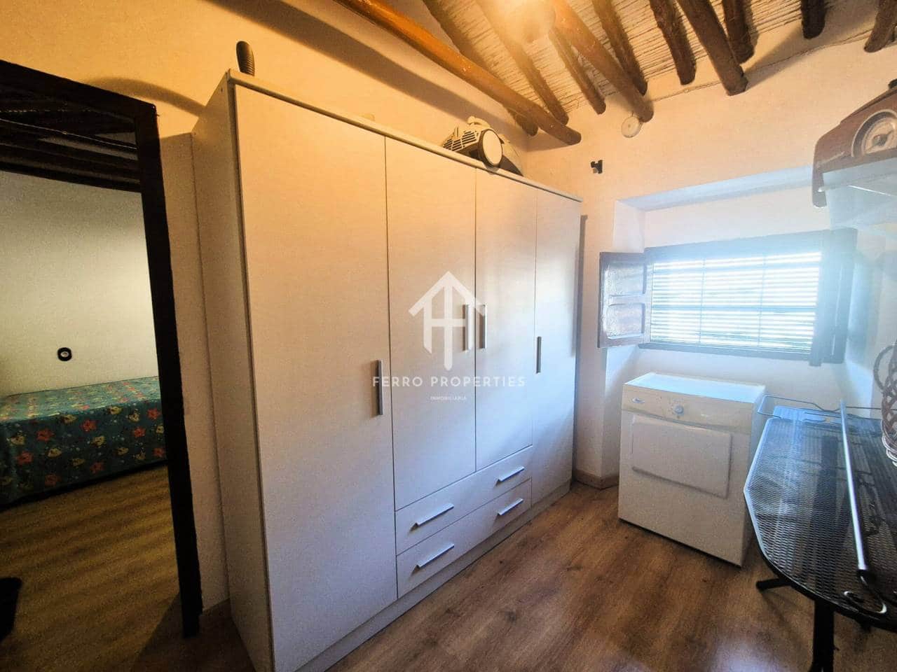 5 soveværelse Byhus til salg i Salar med swimmingpool - € 219.900 (Ref: 9332901)