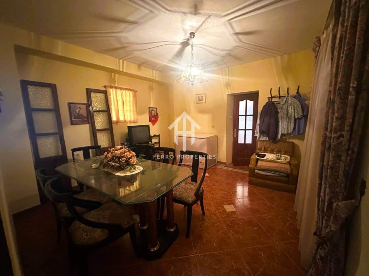 7 chambre Maison de Ville à vendre à Salar avec garage - 110 000 € (Ref: 9332902)