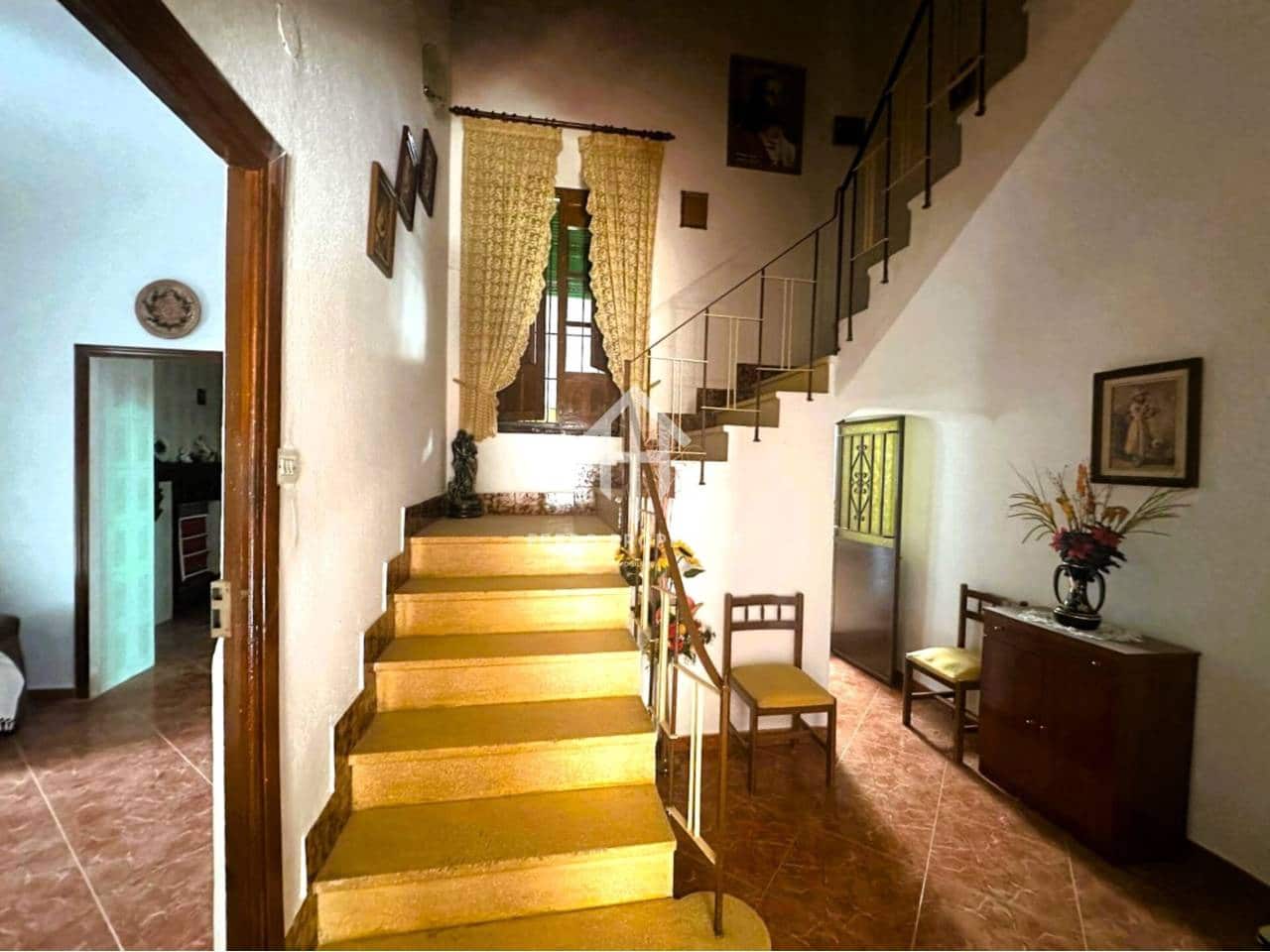 7 chambre Maison de Ville à vendre à Salar avec garage - 110 000 € (Ref: 9332902)