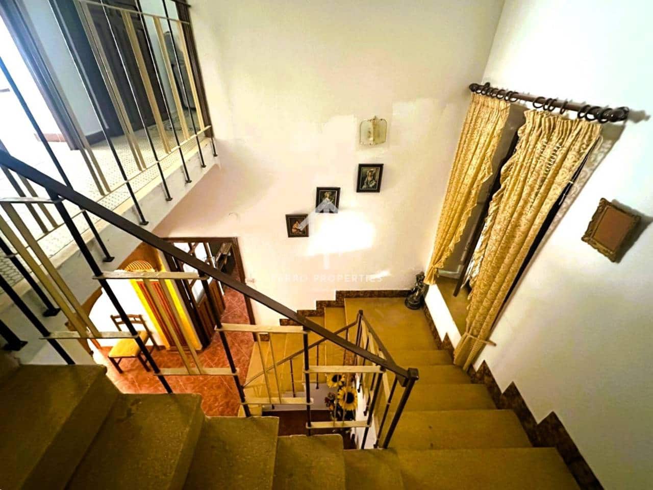 7 chambre Maison de Ville à vendre à Salar avec garage - 110 000 € (Ref: 9332902)