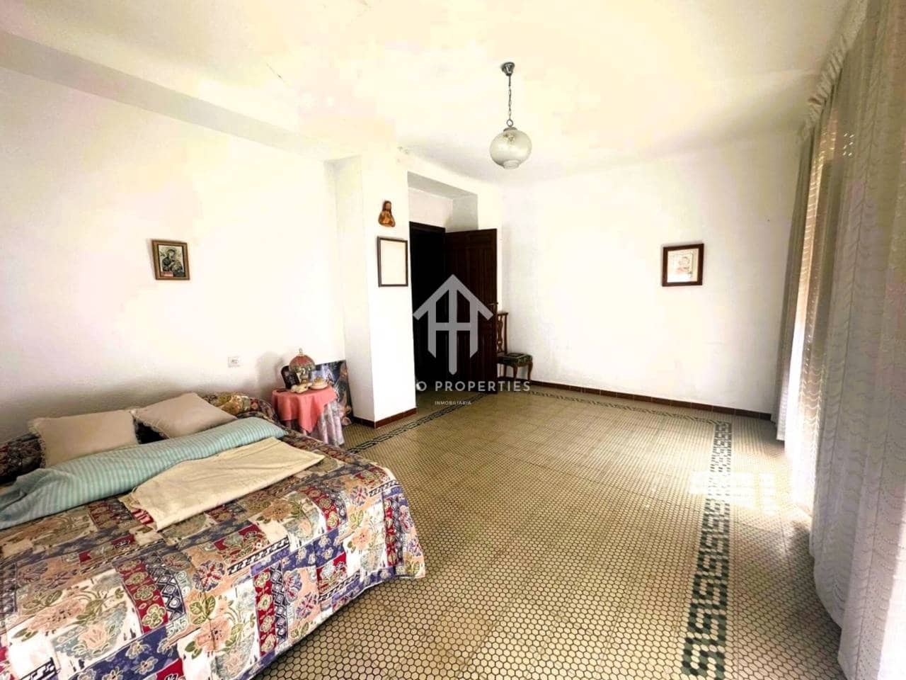 7 chambre Maison de Ville à vendre à Salar avec garage - 110 000 € (Ref: 9332902)