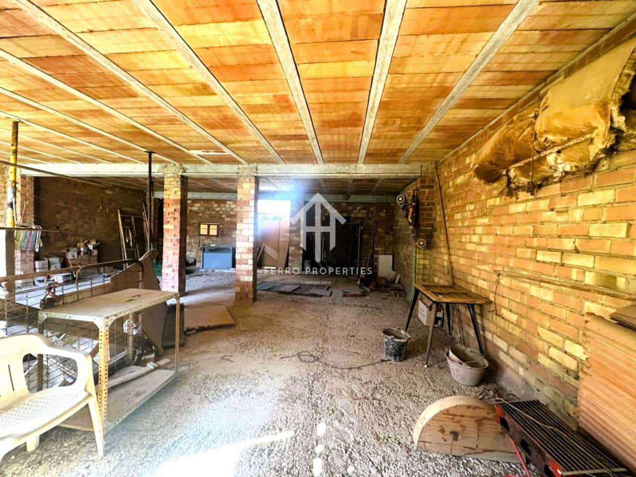 7 chambre Maison de Ville à vendre à Salar avec garage - 110 000 € (Ref: 9332902)