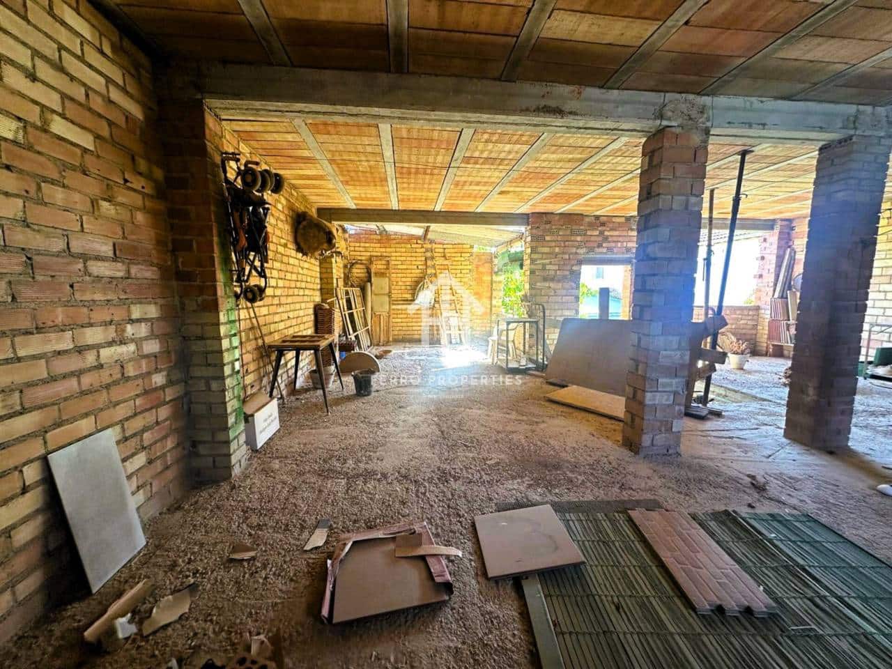 7 chambre Maison de Ville à vendre à Salar avec garage - 110 000 € (Ref: 9332902)