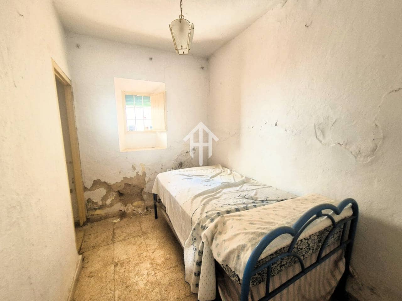 4 bedroom Townhouse for sale in Salar - € 72,000 (Ref: 9337530)