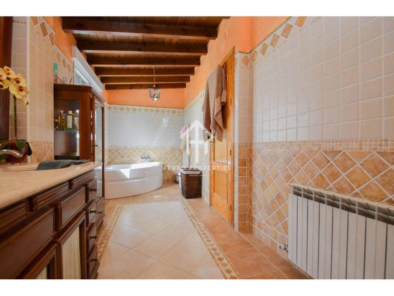 4 chambre Villa/Maison à vendre à Las Gabias avec piscine garage - 280 000 € (Ref: 9348873)