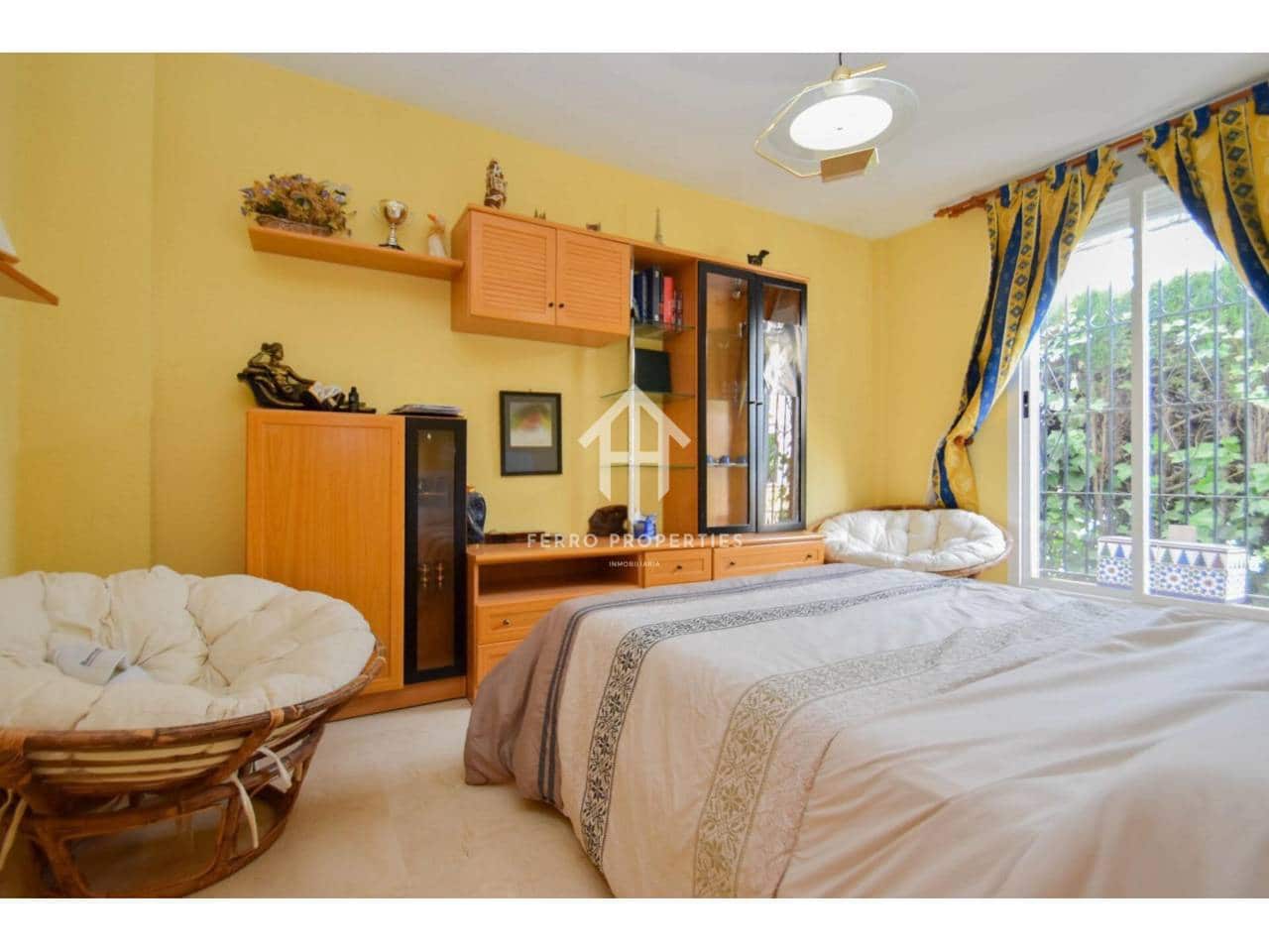 4 chambre Villa/Maison à vendre à Las Gabias avec piscine garage - 280 000 € (Ref: 9348873)