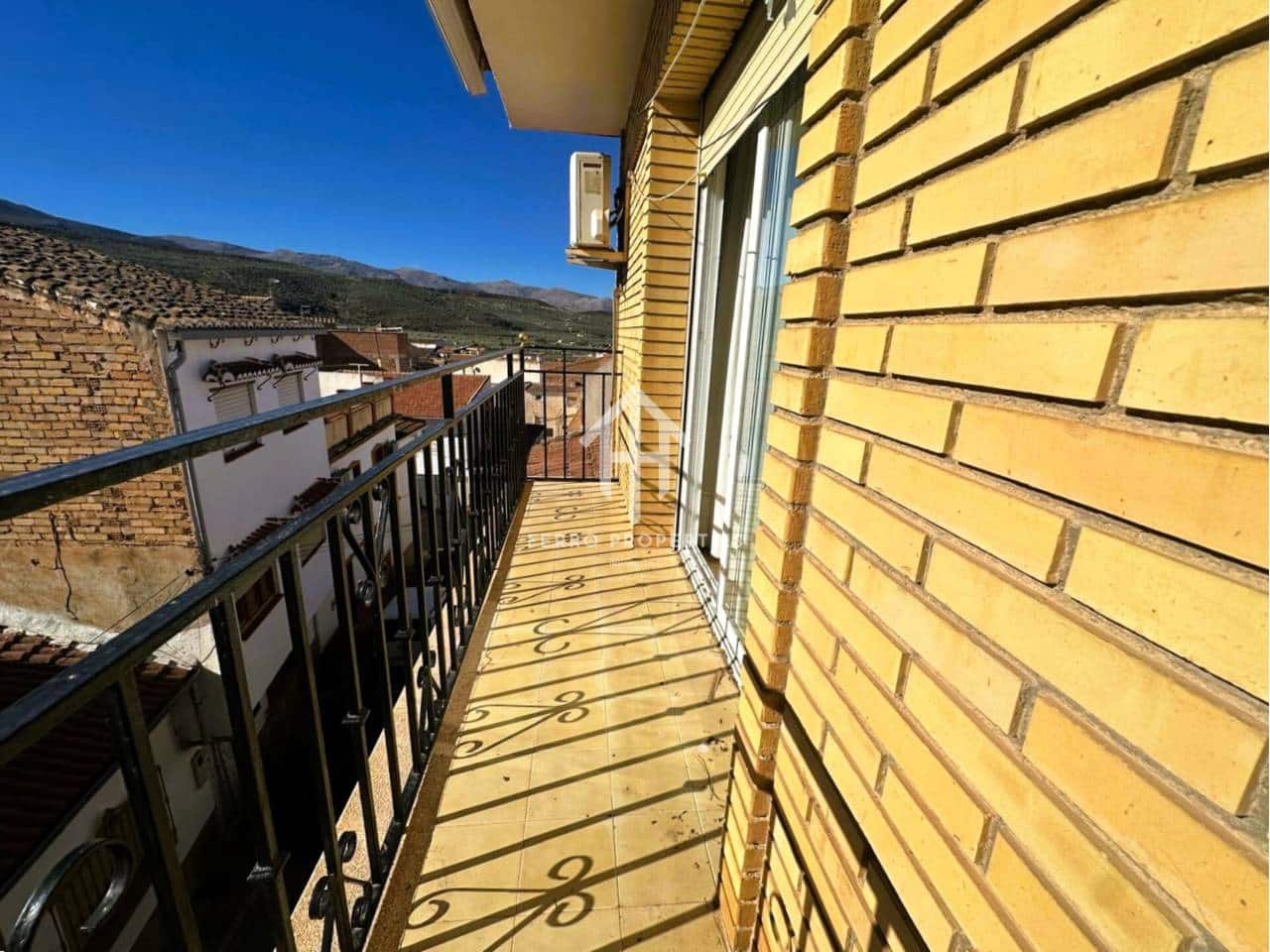 2 sypialnia Mieszkanie na sprzedaż w Salar z garażem - 65 000 € (Ref: 9426956)