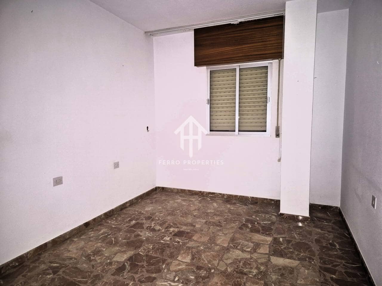 3 bedroom Commercial for sale in Salar - € 75,000 (Ref: 9426957)