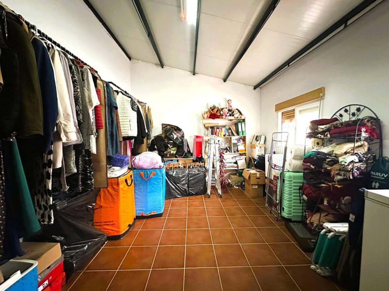 4 soverom Hus til salgs i Loja - € 80 000 (Ref: 9436953)