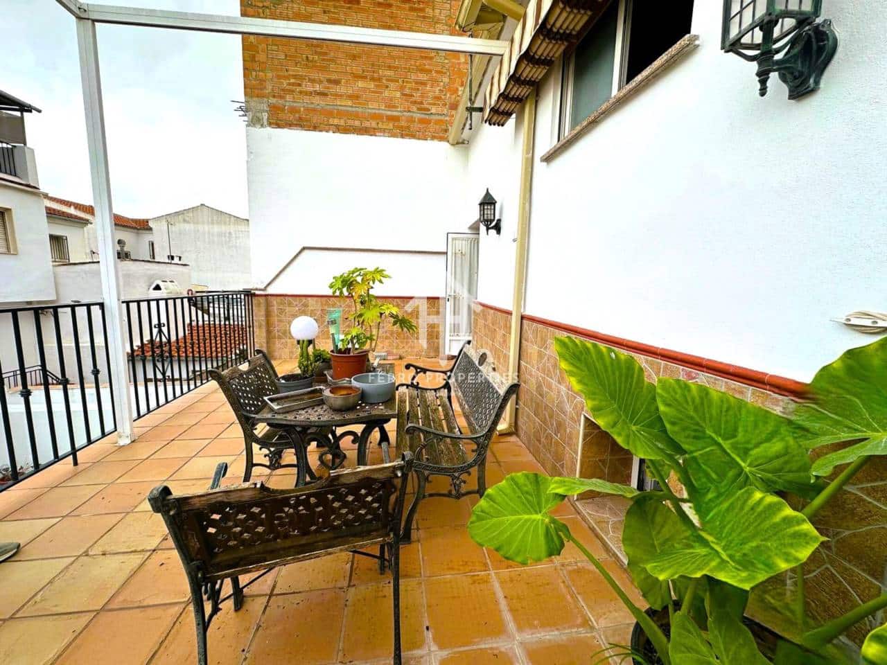 4 soverom Hus til salgs i Loja - € 80 000 (Ref: 9436953)