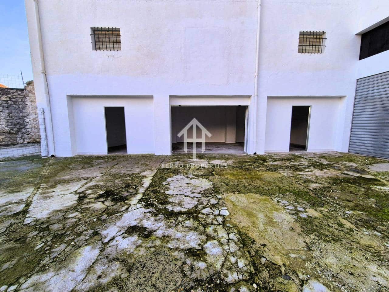 Erhverv til leje i Loja - € 500 (Ref: 9446128)