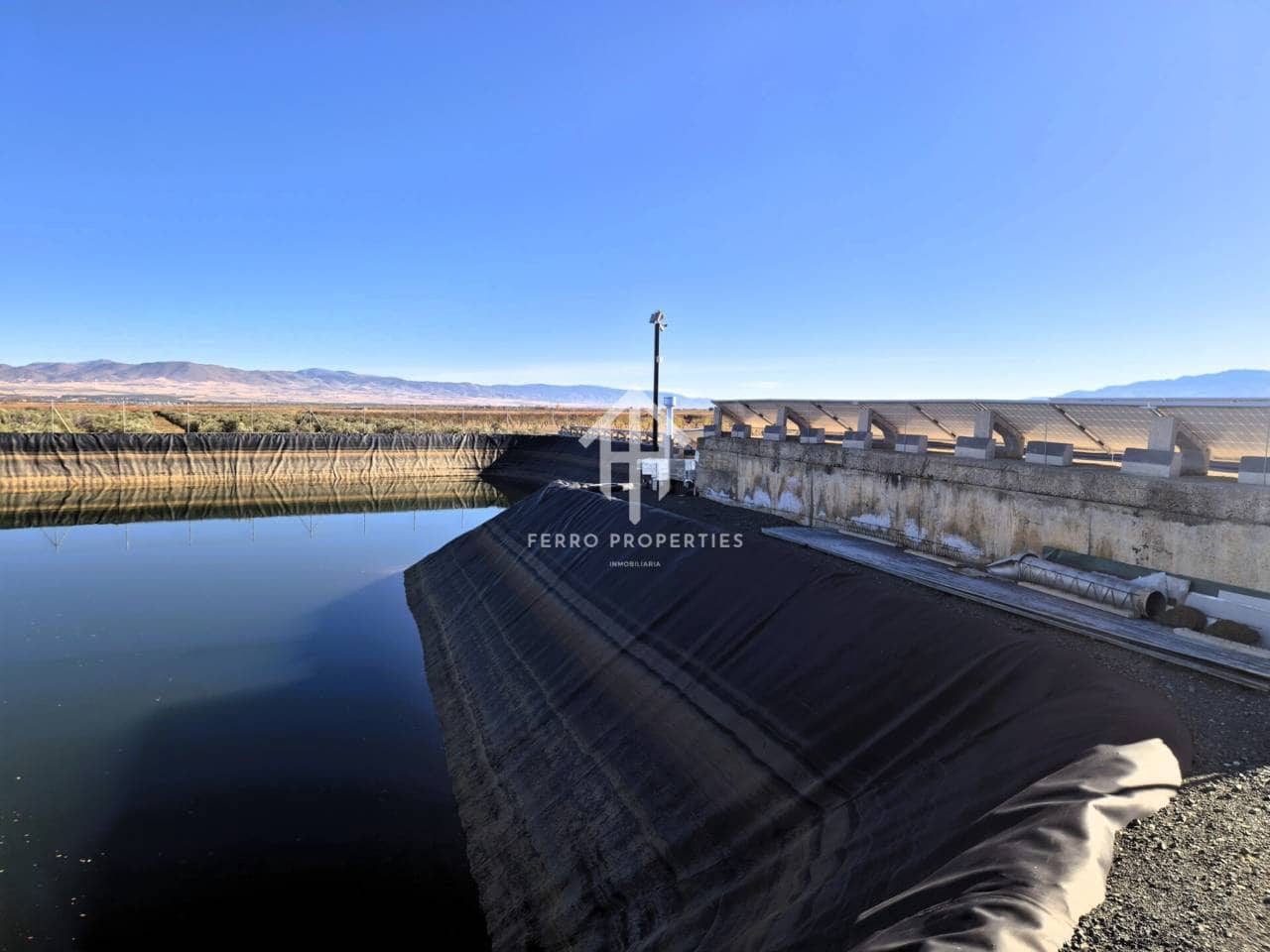 Landgrundstück zu verkaufen in Cogollos de Guadix - 850.000 € (Ref: 9451798)