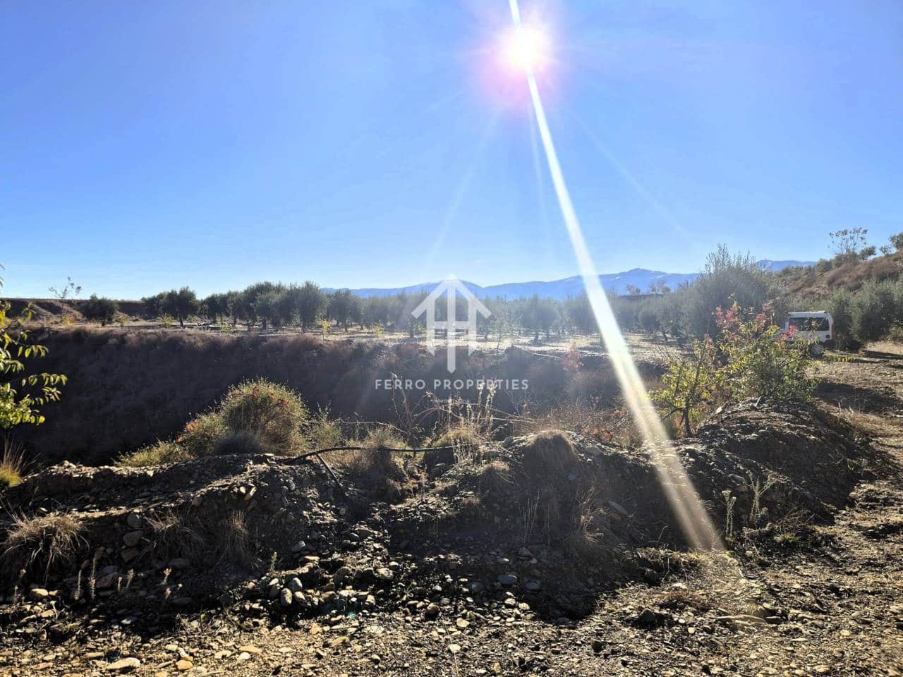 Landgrundstück zu verkaufen in Cogollos de Guadix - 850.000 € (Ref: 9451798)