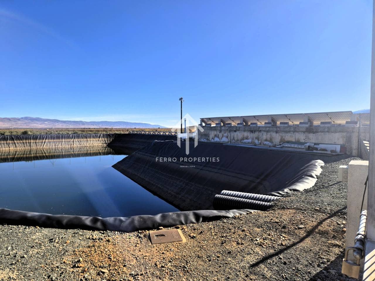 Landgrundstück zu verkaufen in Cogollos de Guadix - 850.000 € (Ref: 9451798)