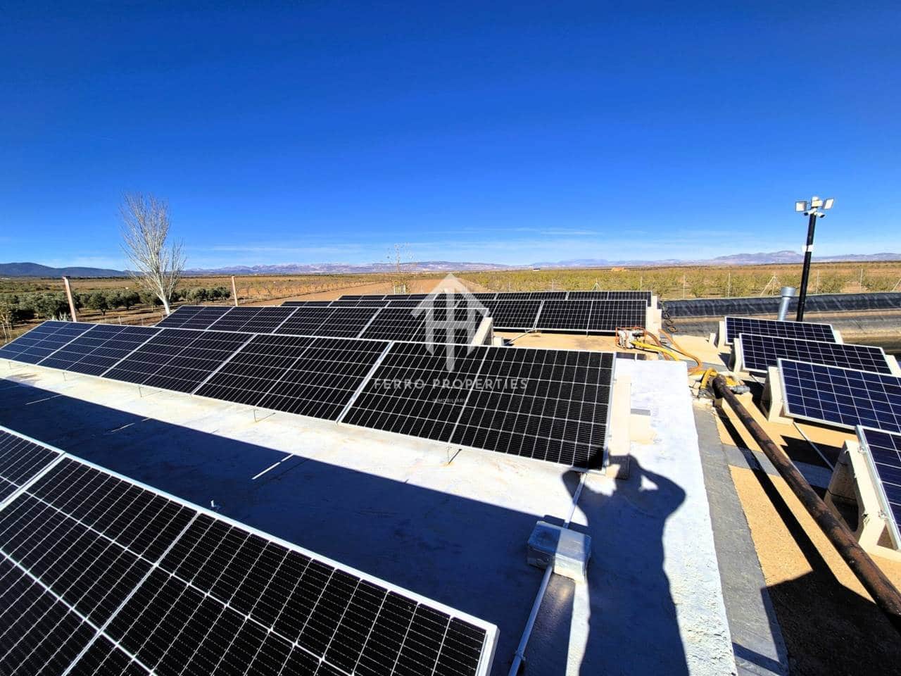 Landgrundstück zu verkaufen in Cogollos de Guadix - 850.000 € (Ref: 9451798)