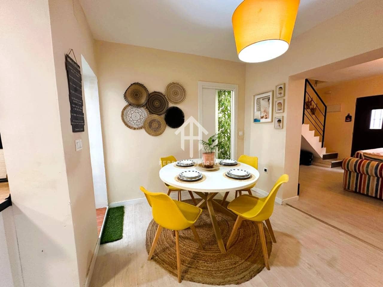 3 makuuhuone Omakotitalo myytävänä paikassa Benalmadena - 360 000 € (Ref: 9451799)