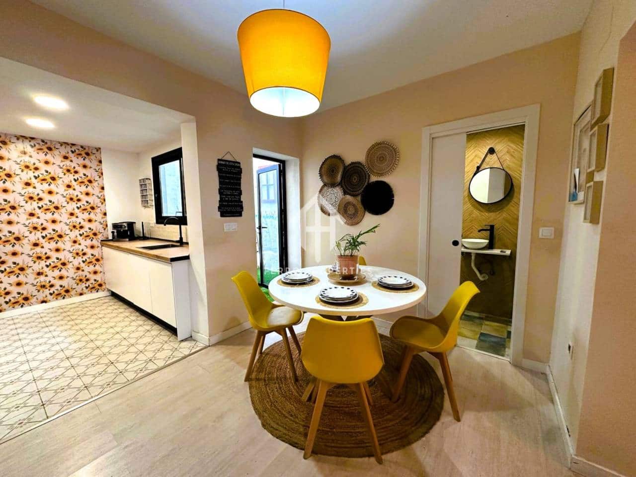 3 makuuhuone Omakotitalo myytävänä paikassa Benalmadena - 360 000 € (Ref: 9451799)