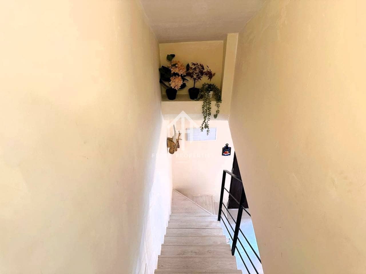 3 makuuhuone Omakotitalo myytävänä paikassa Benalmadena - 360 000 € (Ref: 9451799)