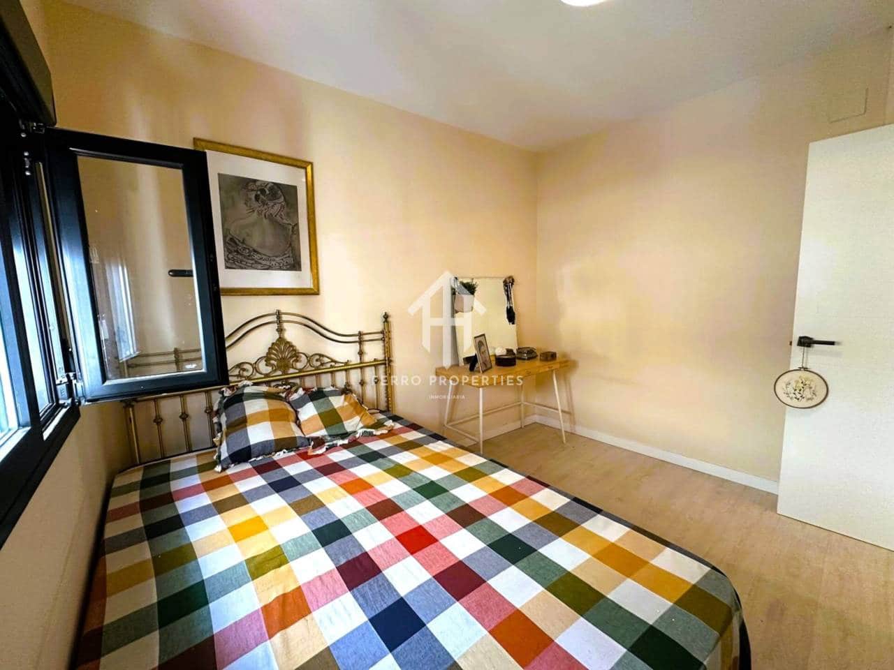 3 makuuhuone Omakotitalo myytävänä paikassa Benalmadena - 360 000 € (Ref: 9451799)