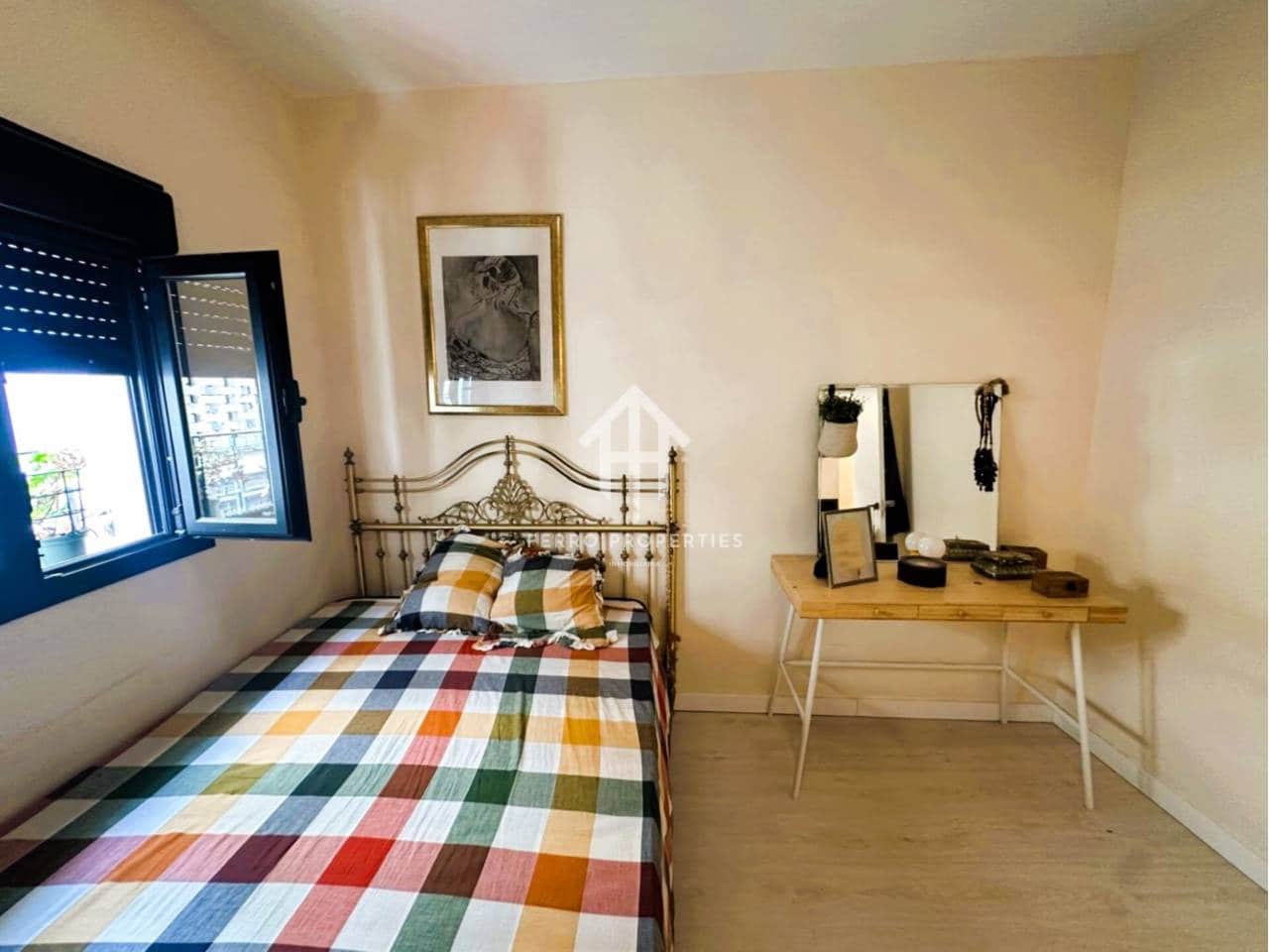 3 makuuhuone Omakotitalo myytävänä paikassa Benalmadena - 360 000 € (Ref: 9451799)