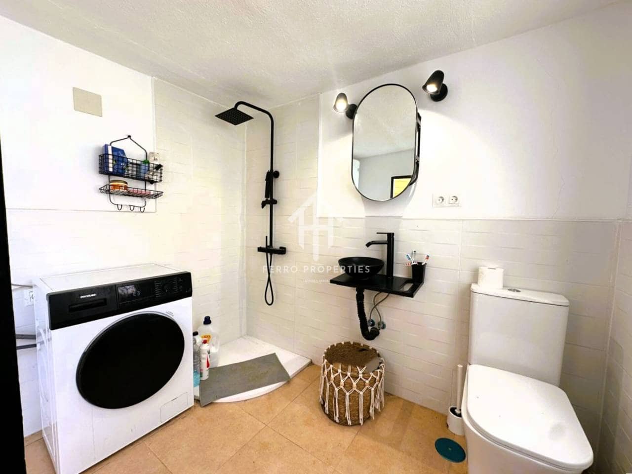 3 makuuhuone Omakotitalo myytävänä paikassa Benalmadena - 360 000 € (Ref: 9451799)