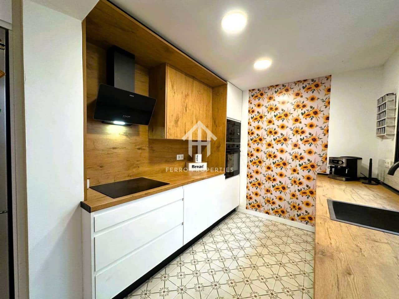 3 makuuhuone Omakotitalo myytävänä paikassa Benalmadena - 360 000 € (Ref: 9451799)